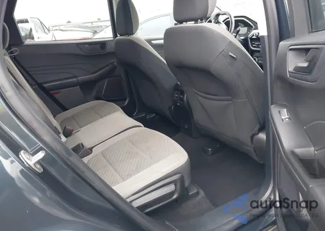 2022 Ford Escape Se z USA, uszkodzony, nr VIN 1FMCU9G63NUB59770